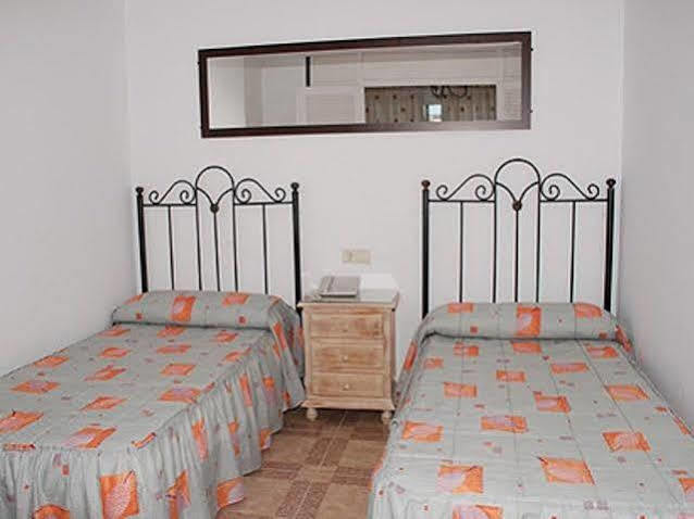 Apartamentos Mediterraneo Nerja Buitenkant foto